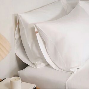 Lunya Washable Silk Pillowcase